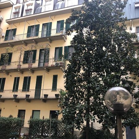Elegante Stanza Nel Cuore Di Porta Venezia A Milano Екстериор снимка